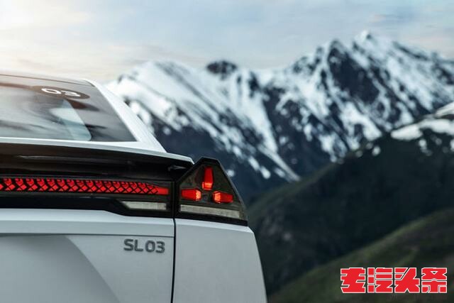 xlcahl1nb5e3437.jpg
