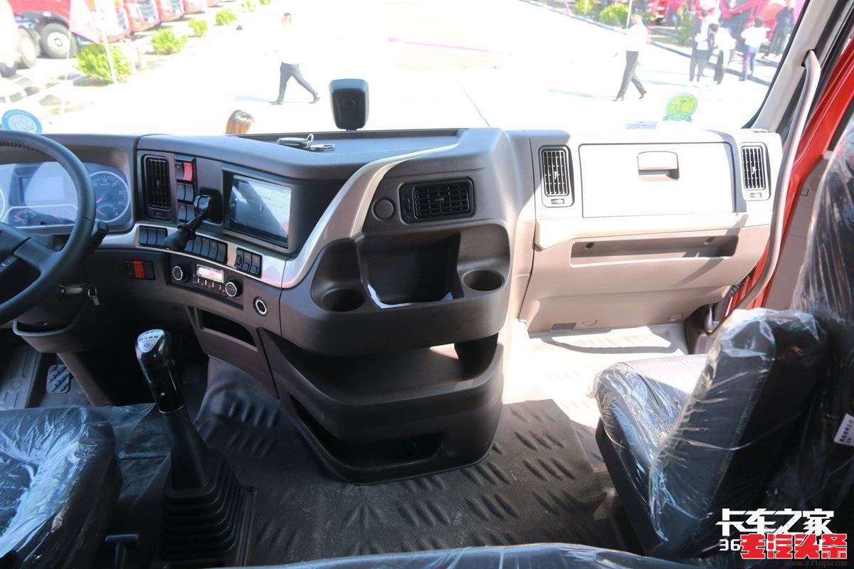 o5hccg20phv6950.jpg