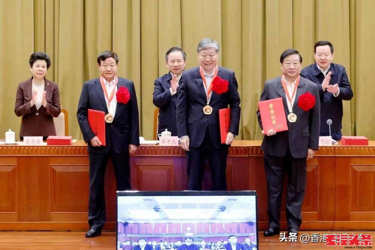 f5abc2cn3t2247.jpg