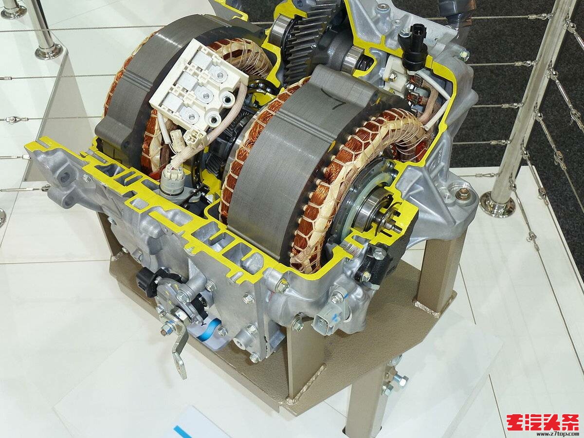 xmrbhwsz4ct10509.jpg