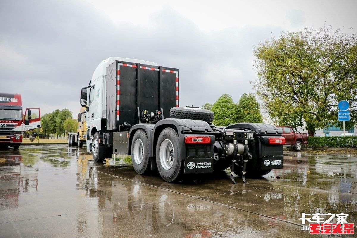 5rzvk1izvp4172.jpg