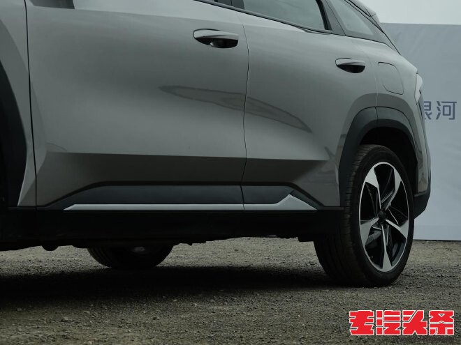 dtxt5hacw2q454.jpg