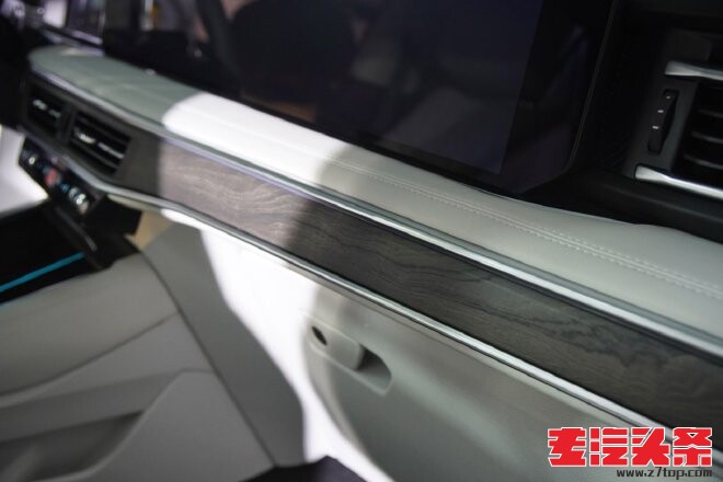 po1ji2bs1hh9706.jpg