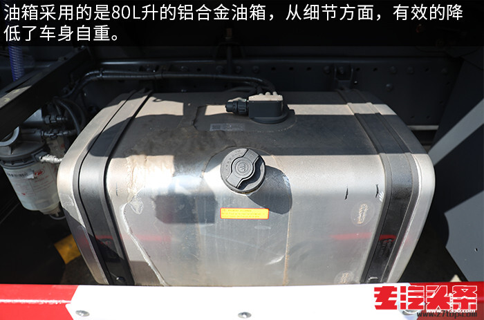 43nns3sqlz31281.jpg