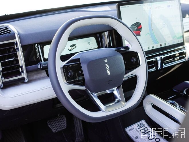 5okzfjkpnf530.jpg